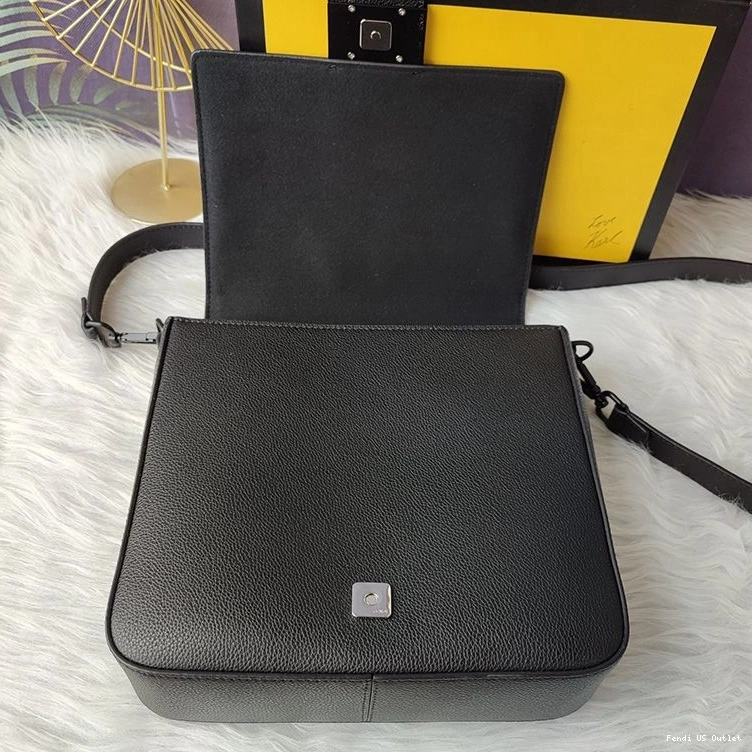 Affordable HOT Baguette In Fendi Romano Black Cuoio Leather Medium Messenger 0801